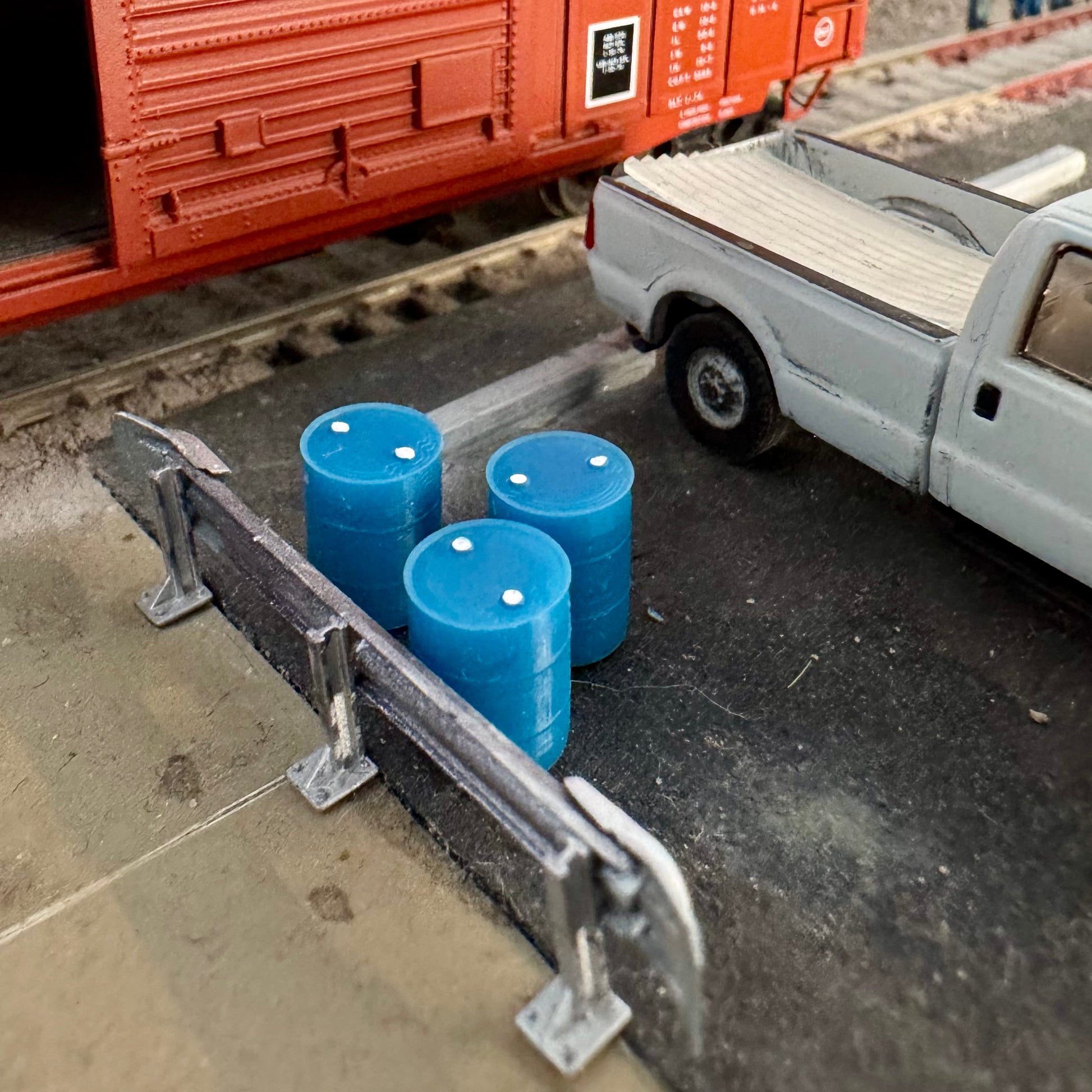 Plastic Chemical Drums (4) – miniprints